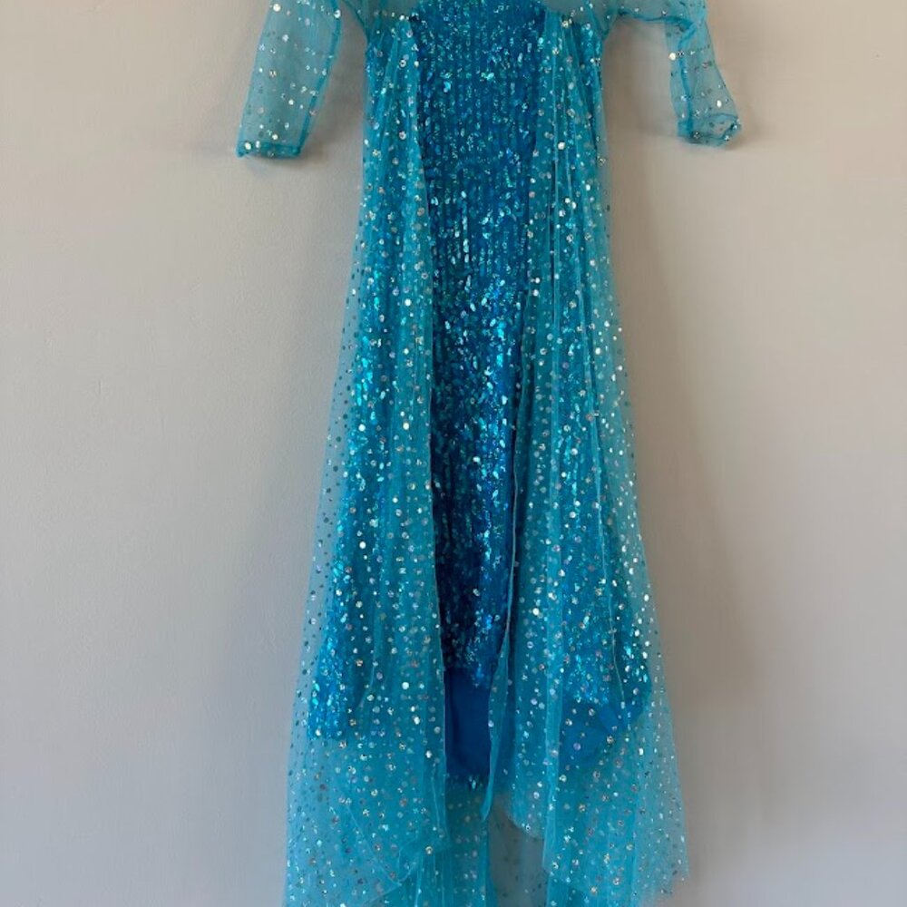 Sparkle Sequin Frozen Elsa dress - Attached cape! Size 5T